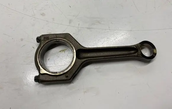 BMW 3 E92 E93 Connecting rod/conrod 585