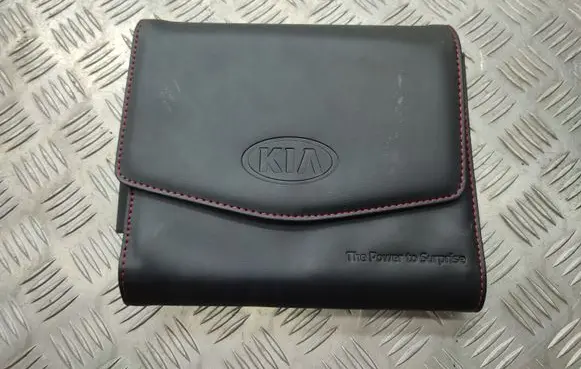 KIA Sorento Owners service history hand book 
