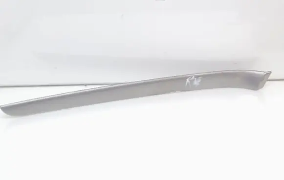 Audi A4 S4 B7 8E 8H Front door trim bar 8E0867409