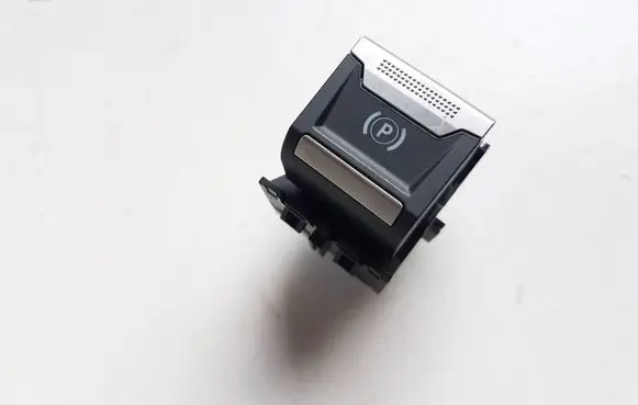 Peugeot 2008 II Hand parking brake switch 9810593577