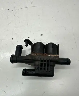 BMW 5 F10 F11 Coolant heater control valve 9119164