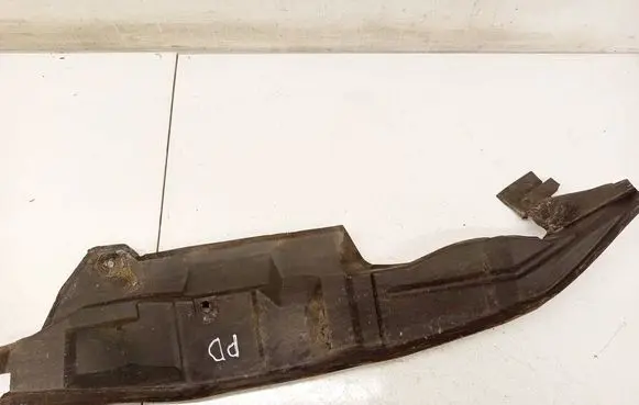 Audi A6 S6 C5 4B Front wheel arch liner splash guards 4B0821112B