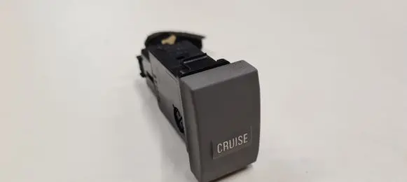 KIA Sorento Cruise control switch 864W030002 DECOA4 93210