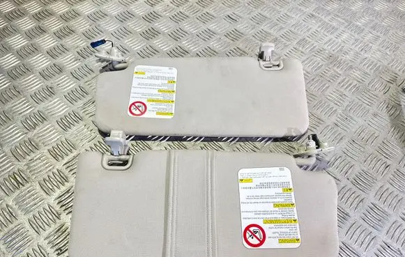 Subaru Outback Sun visor