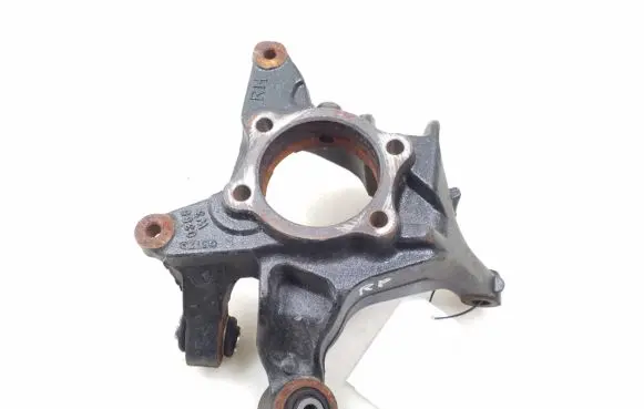 Subaru Outback (BS) Rear wheel hub spindle/knuckle 