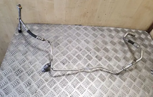 Ford Kuga I Air conditioning (A/C) pipe/hose