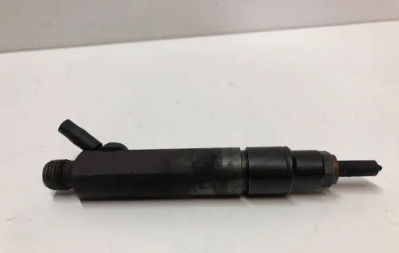 Volkswagen Transporter - Caravelle T4 Fuel injector 074130201