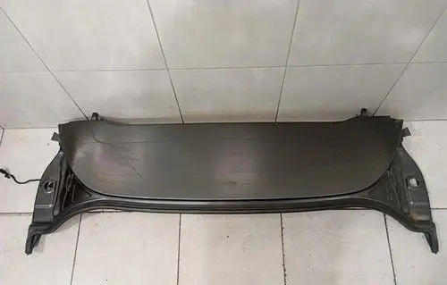 Ferrari California F149 Tailgate/boot lid cover trim 81861500