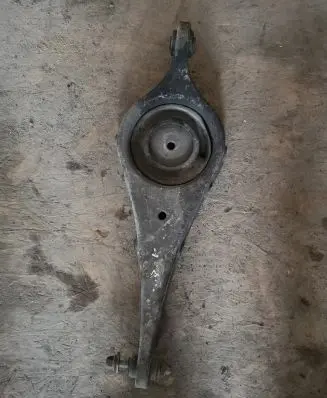 Volvo V70 Coil spring/strut mount 