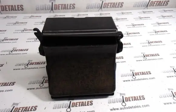 Mercedes-Benz E W210 Dashboard storage box/compartment E9300411