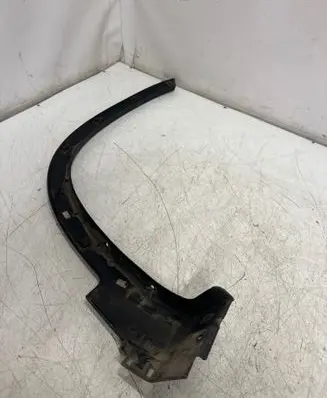 KIA Sorento Front arch trim 877132P010