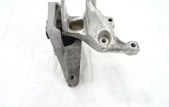 Peugeot 308 Engine mount vacuum valve 4A110010
