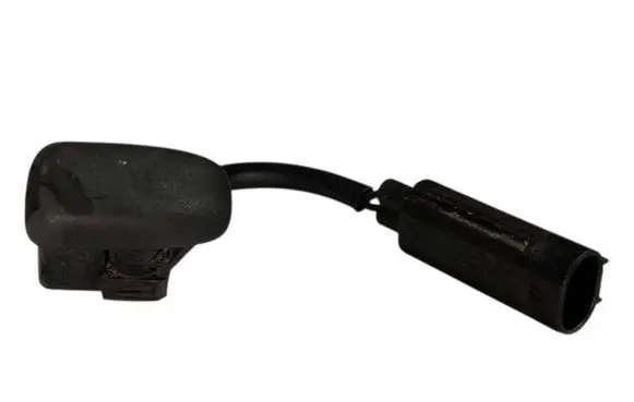 BMW 3 E46 Windshield washer spray nozzle 7056731 61667056731