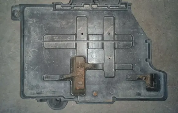 KIA Sportage Battery tray 