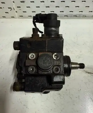 KIA Sportage Fuel injection high pressure pump 33100