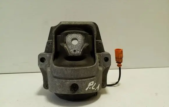 Audi S5 Facelift Engine mount bracket 8R0199381AD