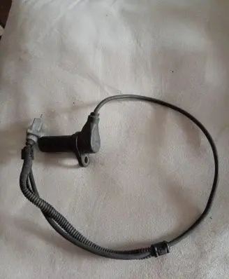 Audi A5 8T 8F Crankshaft position sensor 9805940