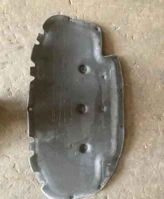 Engine bonnet/hood sound/heat insulation