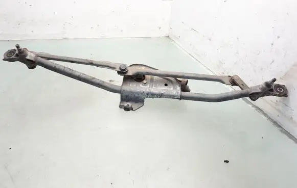 Audi A4 S4 B5 8D Front wiper linkage and motor 0390241132 8D1955113B 8D1955605B