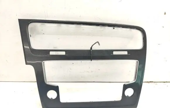 Volkswagen Golf VII Radio/GPS head unit trim 5G1819743