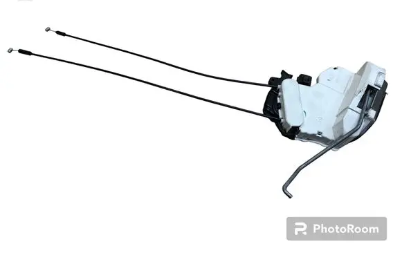 Mitsubishi i-MiEV Rear door lock 