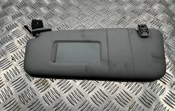 Sun visor