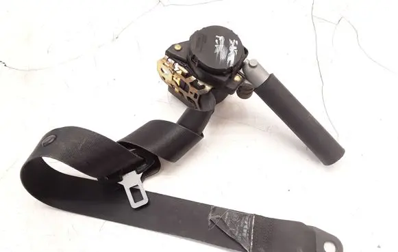 Alfa Romeo 166 Front seatbelt 043087 E2043087
