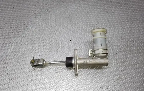Hyundai Galloper Clutch master cylinder