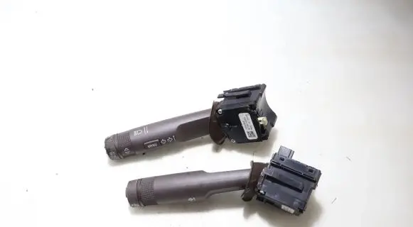 Opel Insignia A Light switch 13500651