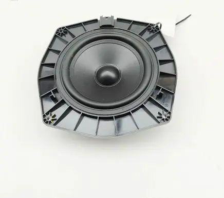 Land Rover Discovery 5 Rear door speaker DPLA18808BB