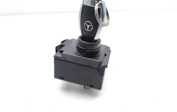 Mercedes-Benz E AMG W212 Ignition lock A2129055600