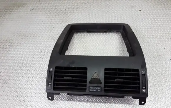 Volkswagen Touran I Dash center air vent grill 1T1819728