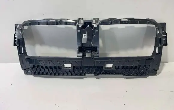 BMW 4 G22 G23 G24 G26 Intercooler air guide/duct channel 7486817