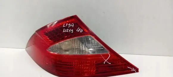 Mercedes-Benz CLS C219 Rear/tail lights