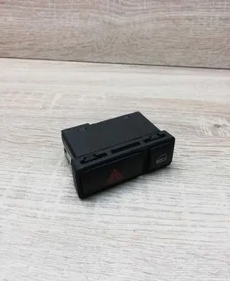 BMW 3 E46 Hazard light switch 8368920