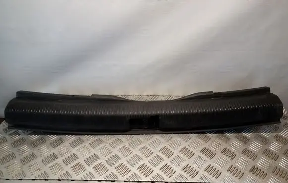 Volkswagen PASSAT B7 Trunk/boot sill cover protection 3C9863651
