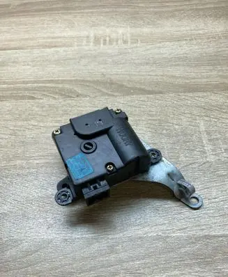 Hyundai Elantra Air flap motor/actuator D266AKYAA WOORYWD401001BW0