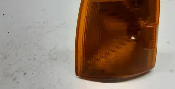 Volkswagen Transporter - Caravelle T4 Front indicator light