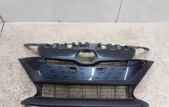 Toyota Prius Prime Front grill 53112-472617