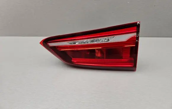BMW X1 F48 F49 Tailgate rear/tail lights 7350698 63217350698 2710636