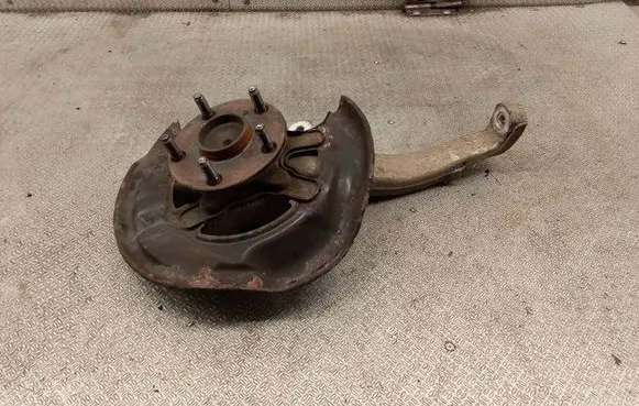 Front wheel hub spindle knuckle