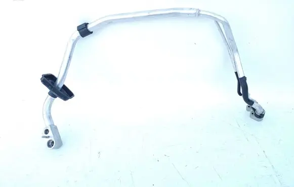 Audi A5 Air conditioning (A/C) pipe/hose 8W6816738B