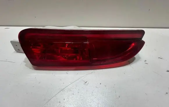 Honda CR-V Rear bumper light 23617602 236-17602