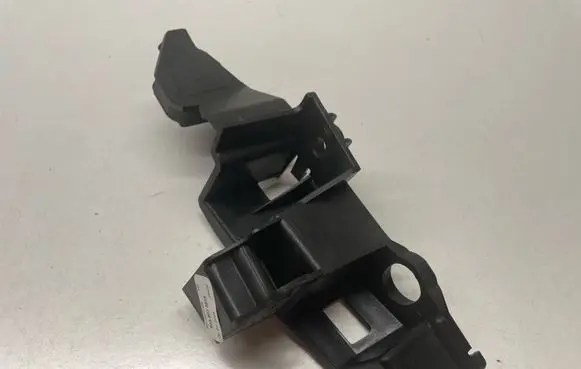 Audi Q5 SQ5 Front bumper mounting bracket 80A807283A