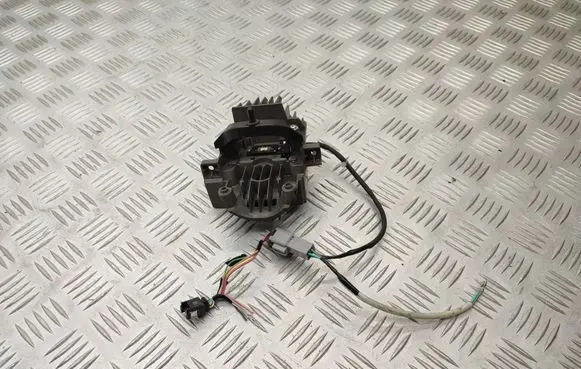 Nissan X-Trail T32 Headlight part 