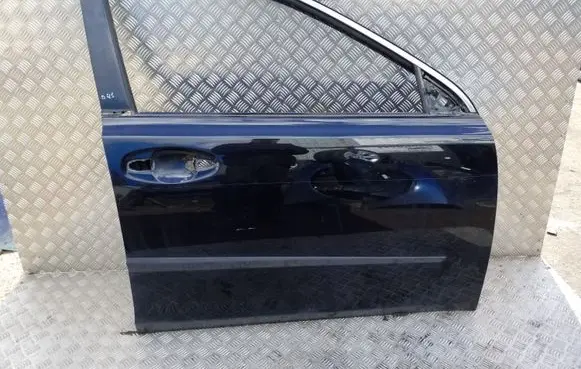Subaru Outback Front door