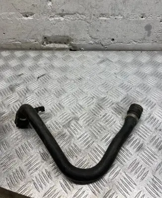 Engine coolant pipe/hose