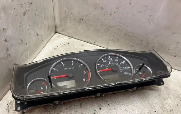 Nissan Pathfinder R51 Speedometer (instrument cluster) VP7NFF10849