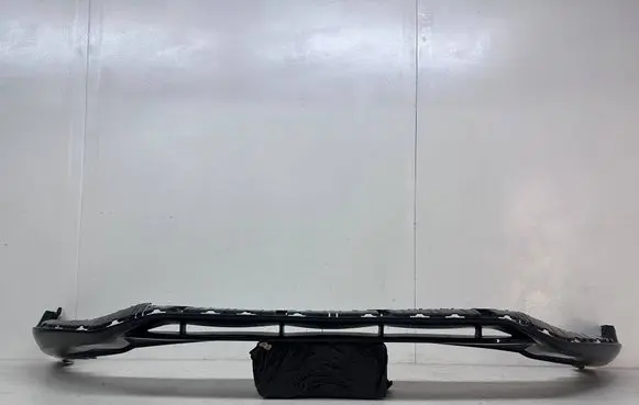 Audi RS Q8 Front bumper lip 4M8807513B 4M8807513 4M8.807.513.B