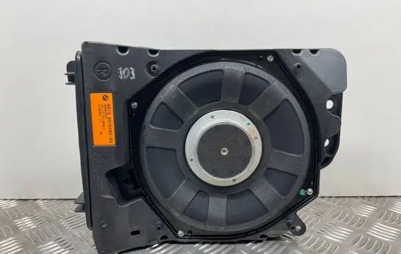 BMW 3 F30 F35 F31 Subwoofer speaker 9210152 65139210152